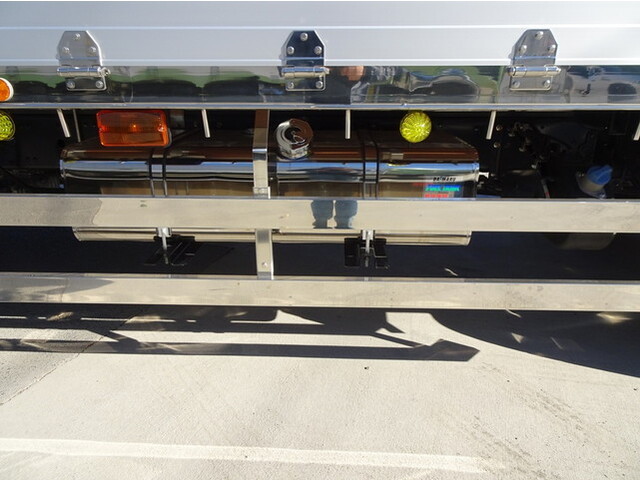 三菱ふそうファイタークレーン4段増トン（6t・8t）[写真20]