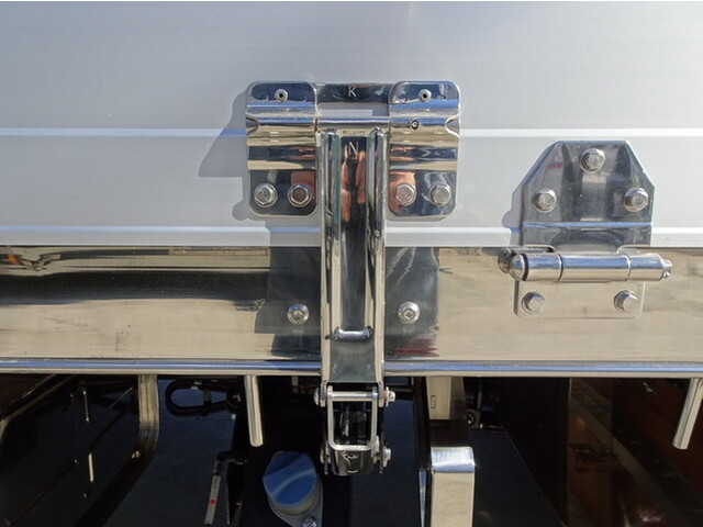 三菱ふそうファイタークレーン4段増トン（6t・8t）[写真22]