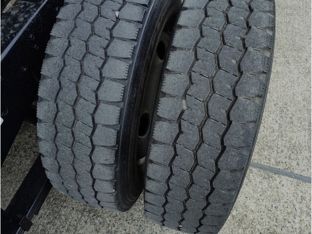 いすゞエルフダンプ小型（2t・3t）[写真21]