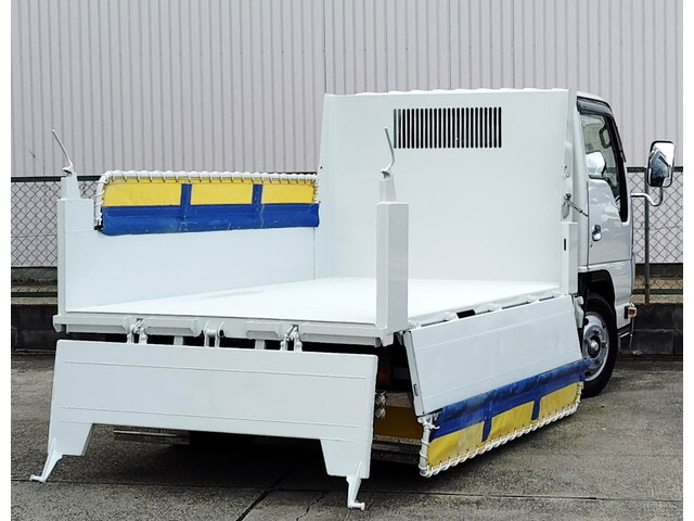 いすゞエルフダンプ小型（2t・3t）[写真05]