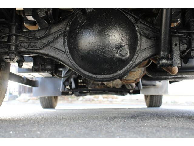 いすゞエルフ平ボディ小型（2t・3t）[写真20]