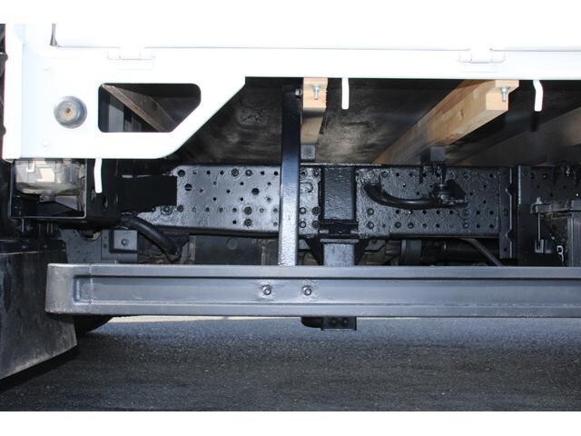 いすゞエルフ平ボディ小型（2t・3t）[写真23]