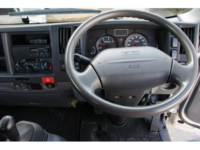 いすゞエルフ平ボディ小型（2t・3t）[写真26]