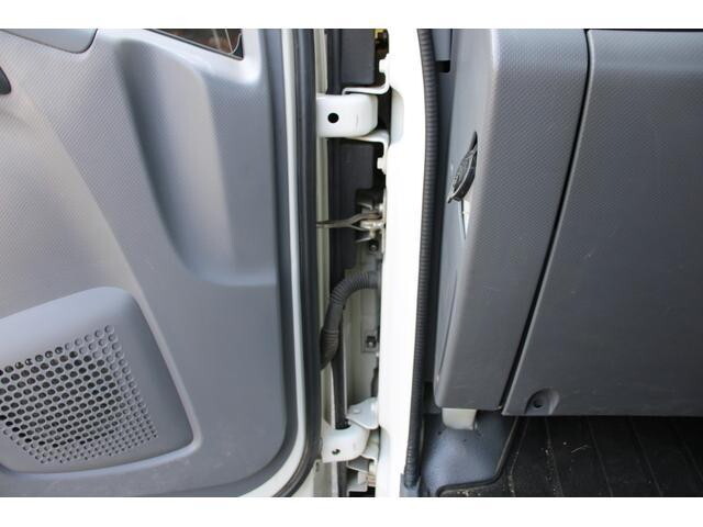 いすゞエルフ平ボディ小型（2t・3t）[写真35]