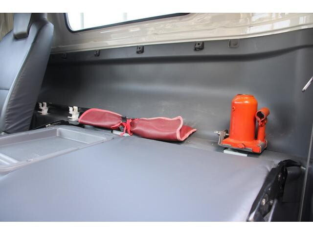 いすゞエルフ平ボディ小型（2t・3t）[写真39]