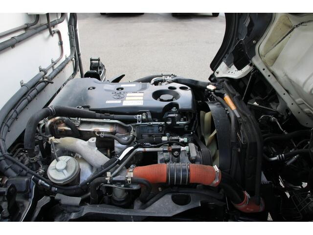 いすゞエルフ冷凍車（冷蔵車）小型（2t・3t）[写真11]