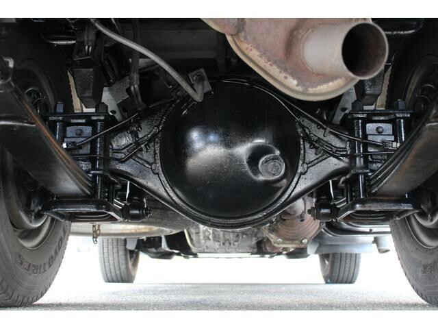 いすゞエルフ冷凍車（冷蔵車）小型（2t・3t）[写真24]