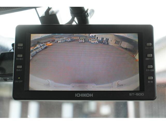 いすゞエルフ冷凍車（冷蔵車）小型（2t・3t）[写真32]