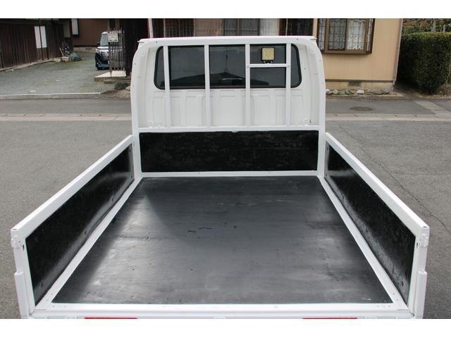いすゞエルフダブルキャブ（Wキャブ）小型（2t・3t）[写真11]