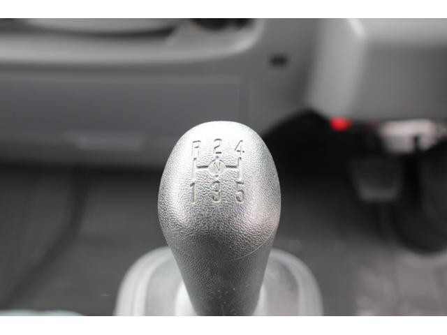 いすゞエルフダブルキャブ（Wキャブ）小型（2t・3t）[写真25]