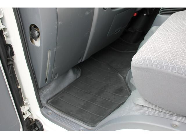 いすゞエルフダブルキャブ（Wキャブ）小型（2t・3t）[写真36]