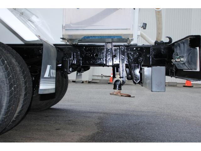 いすゞエルフ散水車小型（2t・3t）[写真23]