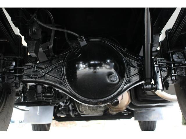 いすゞエルフ散水車小型（2t・3t）[写真24]