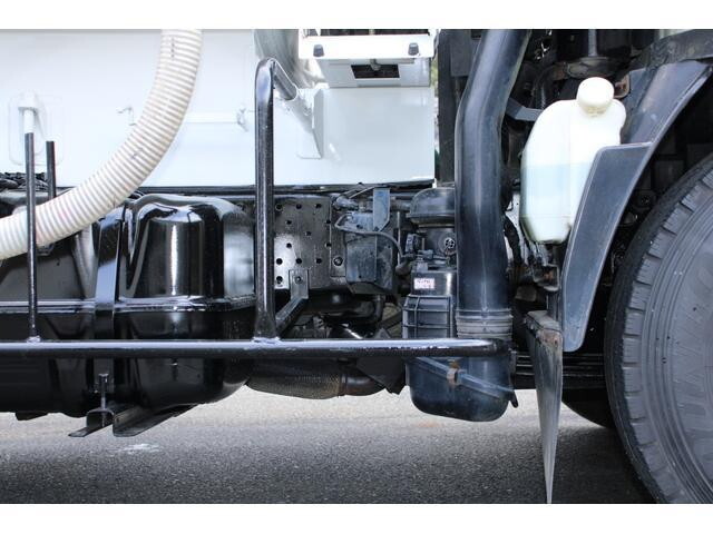 いすゞエルフ散水車小型（2t・3t）[写真27]