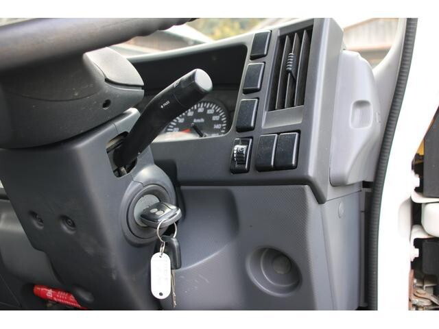 いすゞエルフ散水車小型（2t・3t）[写真33]