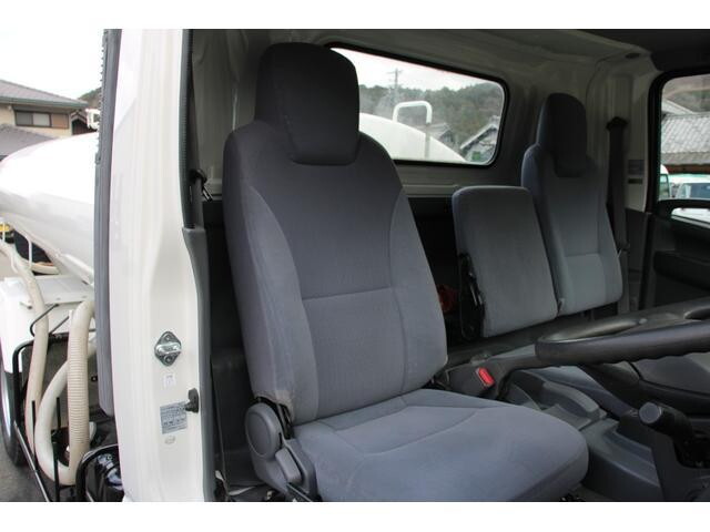 いすゞエルフ散水車小型（2t・3t）[写真39]