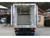 いすゞエルフ冷凍車（冷蔵車）小型（2t・3t）[写真18]