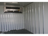 いすゞエルフ冷凍車（冷蔵車）小型（2t・3t）[写真21]