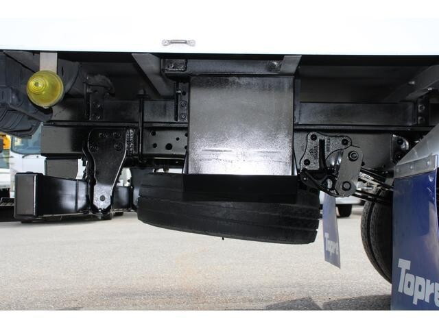 いすゞエルフ冷凍車（冷蔵車）小型（2t・3t）[写真28]