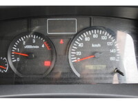 いすゞエルフ冷凍車（冷蔵車）小型（2t・3t）[写真33]