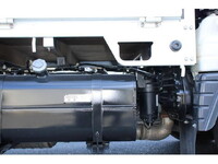 三菱ふそうキャンター平ボディ小型（2t・3t）[写真21]