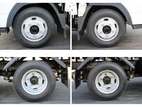 三菱ふそうキャンター平ボディ小型（2t・3t）[写真24]