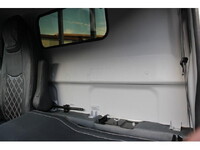 三菱ふそうキャンター平ボディ小型（2t・3t）[写真35]