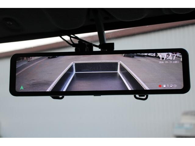 三菱ふそうキャンター平ボディ小型（2t・3t）[写真39]