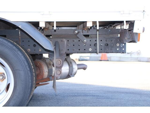 三菱ふそうキャンター平ボディ小型（2t・3t）[写真20]