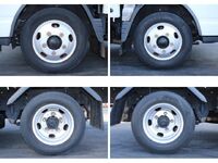 三菱ふそうキャンター平ボディ小型（2t・3t）[写真25]