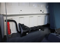 三菱ふそうキャンター平ボディ小型（2t・3t）[写真36]