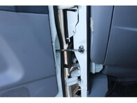 三菱ふそうキャンター平ボディ小型（2t・3t）[写真38]