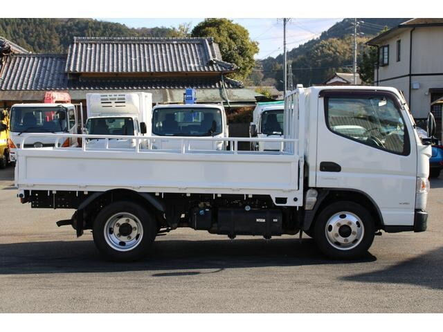 三菱ふそうキャンター平ボディ小型（2t・3t）[写真07]
