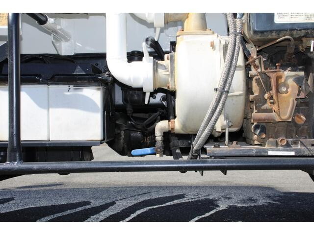 日野デュトロ散水車小型（2t・3t）[写真22]