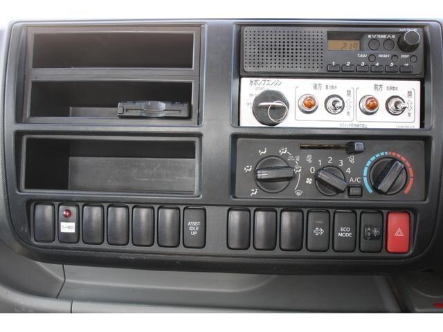 日野デュトロ散水車小型（2t・3t）[写真30]