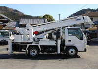 いすゞエルフ穴掘建柱車小型（2t・3t）[写真11]