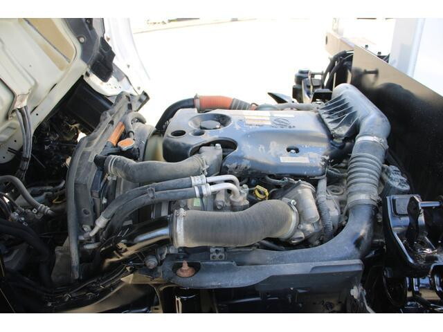 いすゞエルフ穴掘建柱車小型（2t・3t）[写真15]