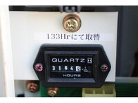 いすゞエルフ穴掘建柱車小型（2t・3t）[写真22]