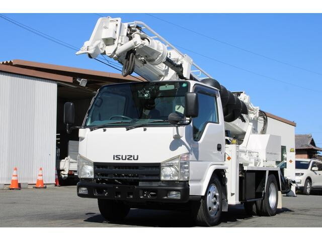 いすゞエルフ穴掘建柱車小型（2t・3t）[写真03]