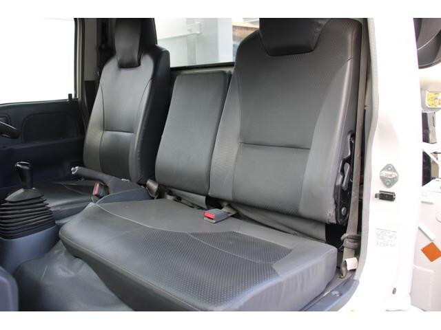 いすゞエルフ穴掘建柱車小型（2t・3t）[写真37]