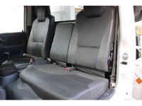 いすゞエルフ穴掘建柱車小型（2t・3t）[写真38]