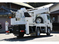 いすゞエルフ穴掘建柱車小型（2t・3t）[写真05]