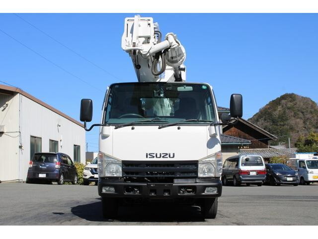 いすゞエルフ穴掘建柱車小型（2t・3t）[写真06]