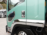 いすゞフォワードアルミウイング中型（4t）[写真12]