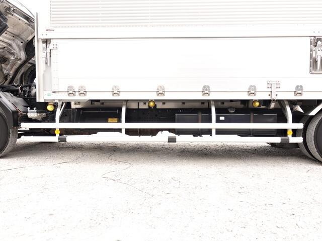 いすゞフォワードアルミウイング中型（4t）[写真21]