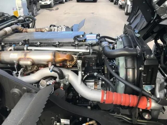 三菱ふそうファイターダンプ中型（4t）[写真21]