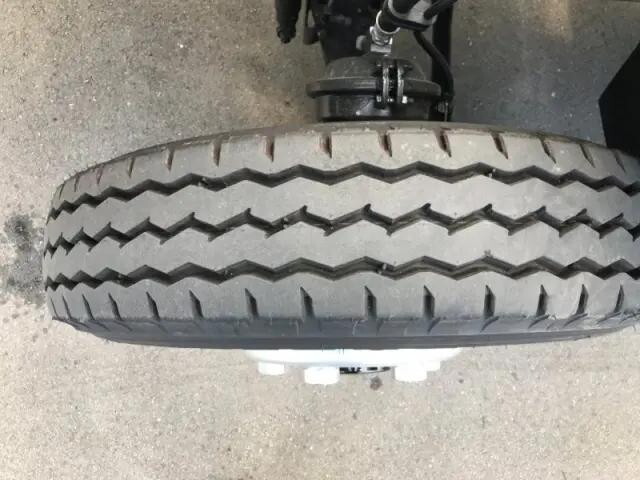 三菱ふそうファイターダンプ中型（4t）[写真23]