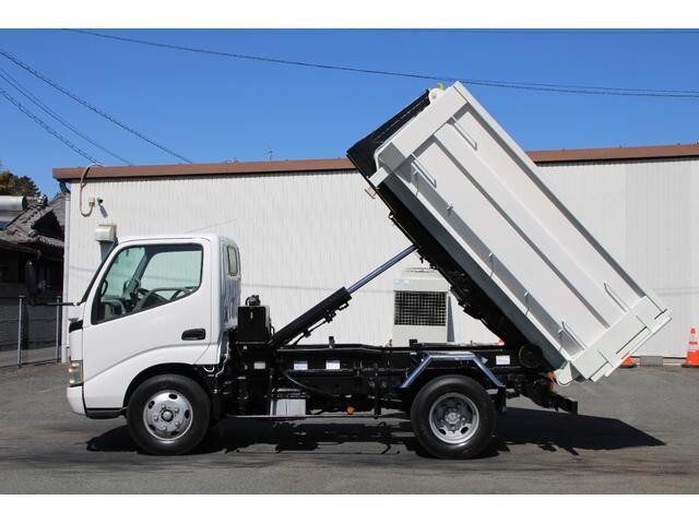 日野デュトロコンテナ専用車小型（2t・3t）[写真15]