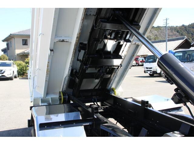 日野デュトロコンテナ専用車小型（2t・3t）[写真18]