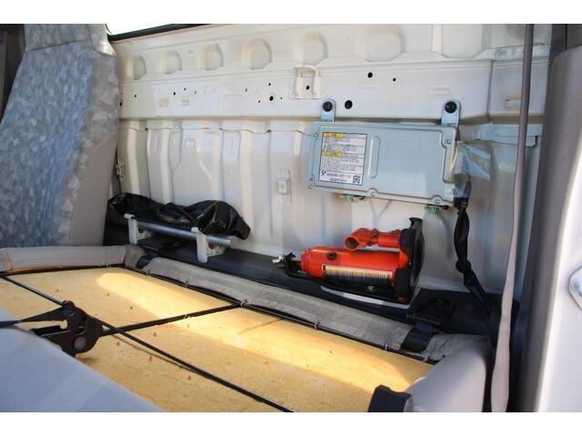 日野デュトロコンテナ専用車小型（2t・3t）[写真36]